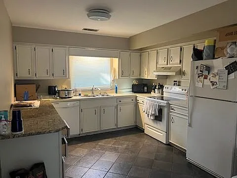 3 bed, 1669 sqft, $1,650 — Photo 4