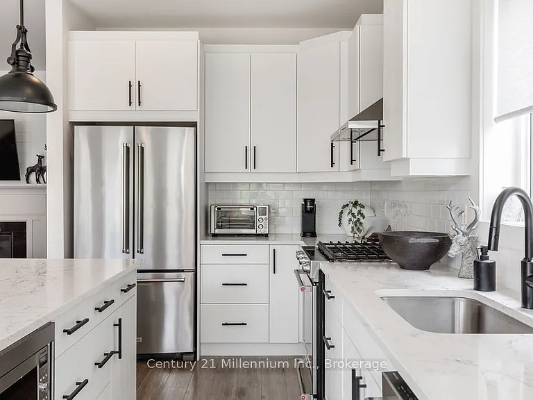 116 Sycamore St — Photo 11