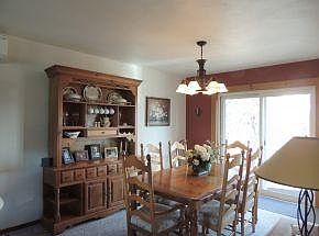 4th image of 2646 Grandview Pl