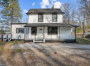 218 Lake Ave, Clementon, NJ 08021