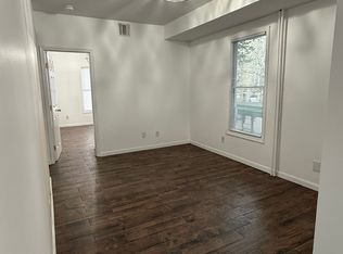 526 Main St APT 2, Stroudsburg, PA 18360