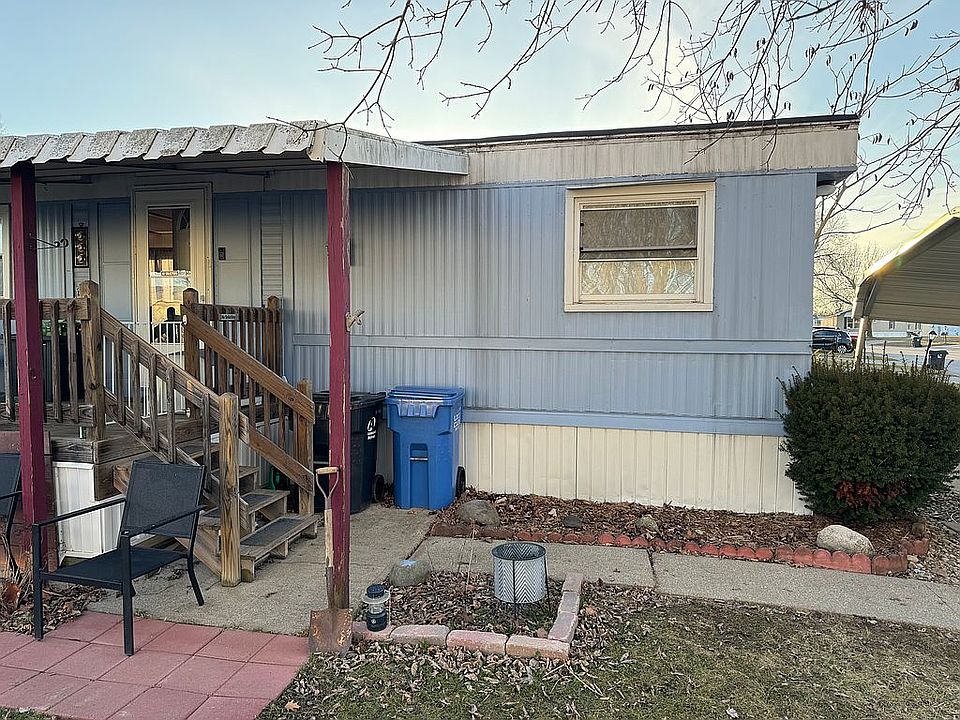 1st image of 814 Summit Dr
