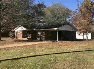 207 Thomas St, Lexington, TN 38351