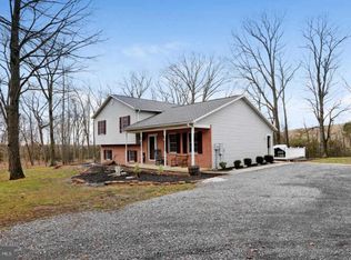 9705 Rabbit Rd S, Greencastle, PA 17225