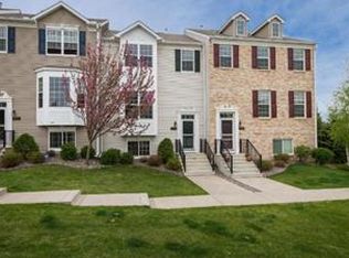 15773 Porchlight Ln, Eden Prairie, MN 55347