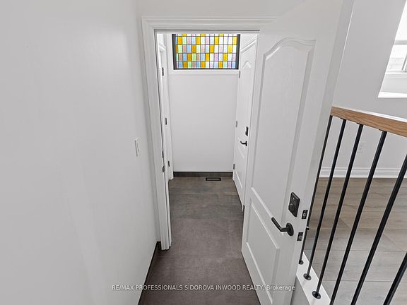 3rd image of 1 Dixon Rd #2