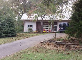 104 Childers Rd, Franklin, NC 28734