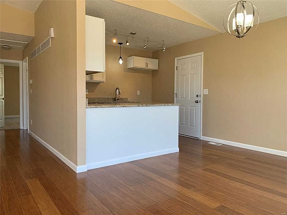 4th image of 12103 Glenpark Dr