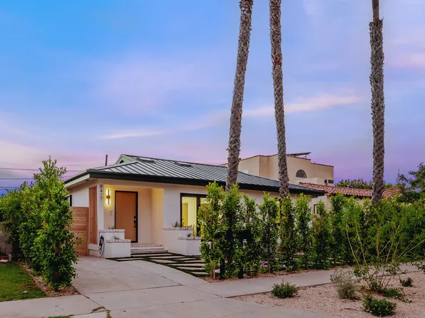 8417 Holy Cross Pl, Los Angeles, CA 90045