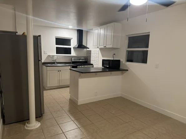 659 Cocapah St #1, Vista, CA 92083