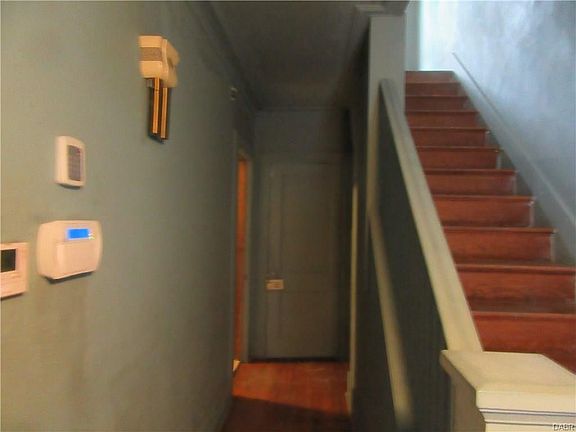 5th image of 1212 Amherst Pl