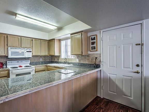 4th image of 2725 S Nellis Blvd Unit 1073