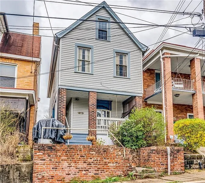 1810 Lafayette St photo 1