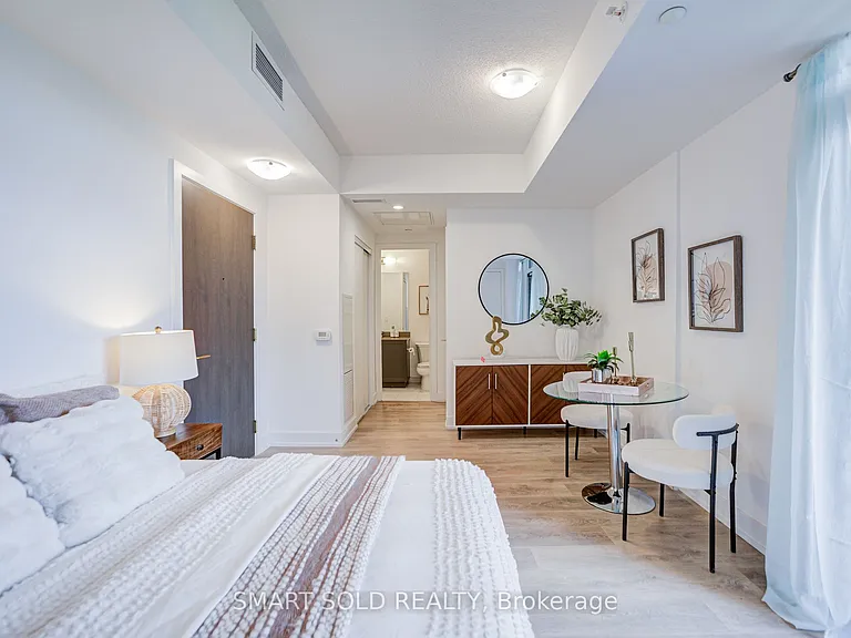 268 Buchanan Dr #305W — Photo 30