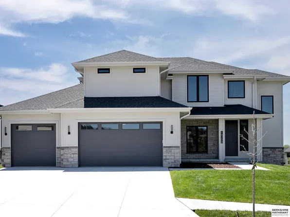 18209 Miami St, Elkhorn, NE 68022