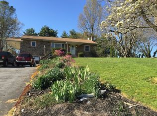 1639 Morningside Dr, Lancaster, PA 17602