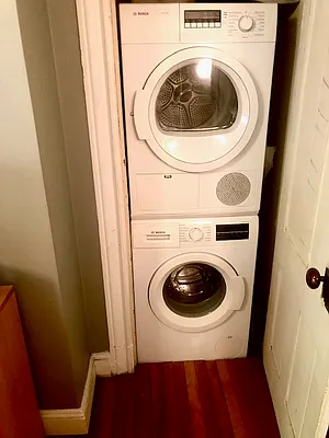 Rented by Alexander Bilu, LREB | media 20