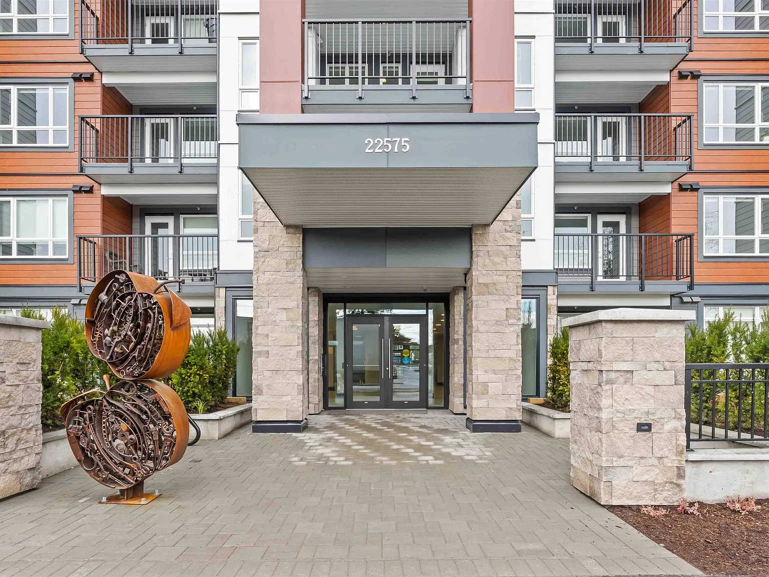 1 bed, 652 sqft, $1,950 — Photo 1
