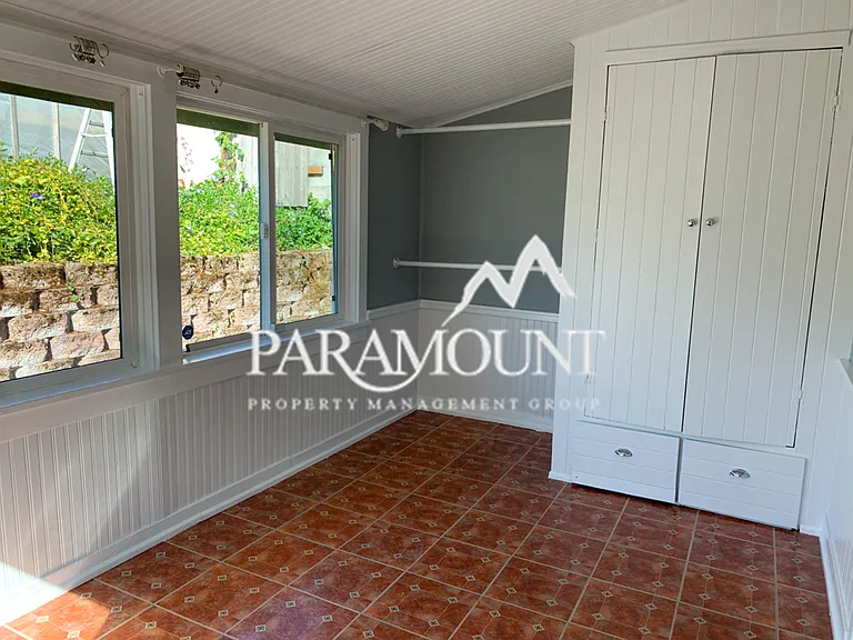 1336 N Wycoff Ave — Photo 8