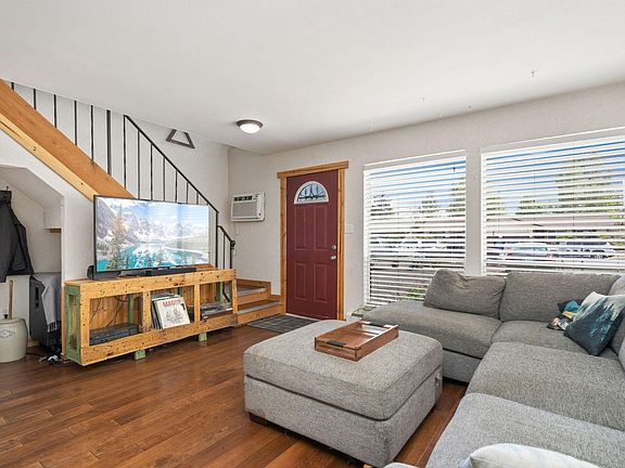 5th image of 1715 Azalea Dr #3
