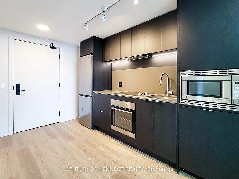 1 Jarvis St #1121 — Photo 15