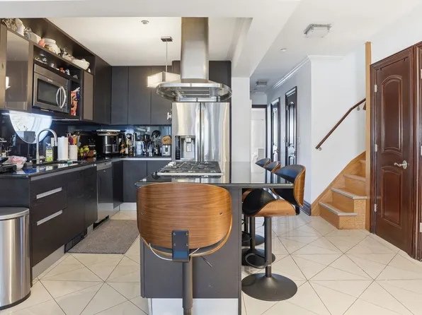 4051 Nostrand Avenue image 22 of 37