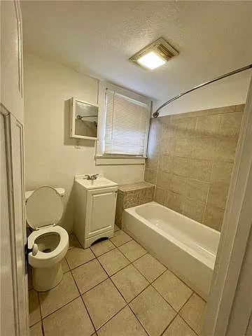 3423 Iberville St #A — Photo 7