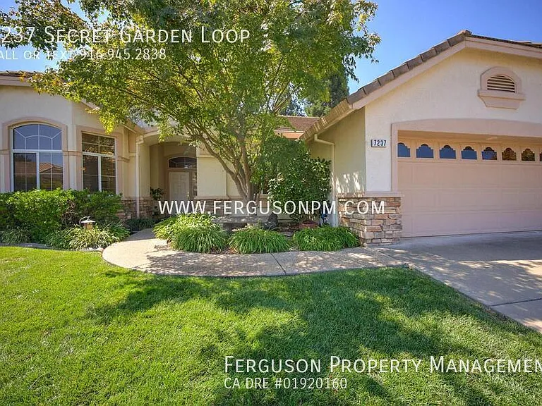 7237 Secret Garden Loop — Photo 3