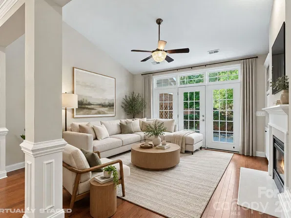 11172 Villa Trace Pl, Charlotte, NC 28277