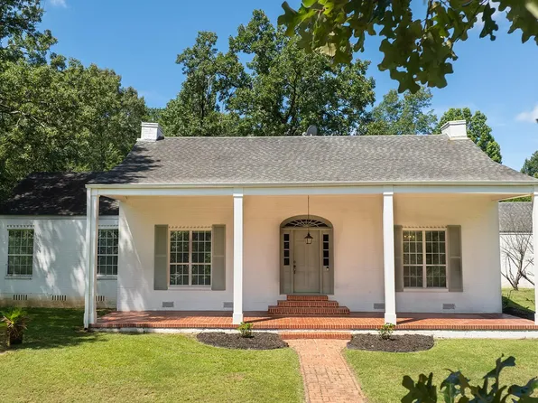 809 N Louise St, Atlanta, TX 75551