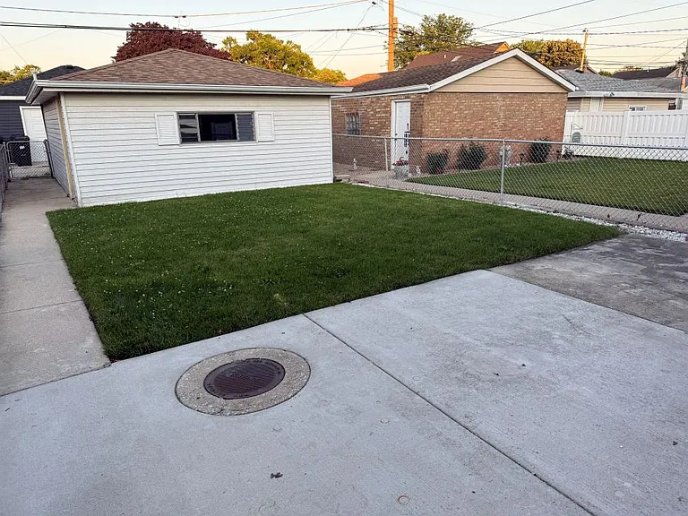 5153 S Oak Park Ave — Photo 14