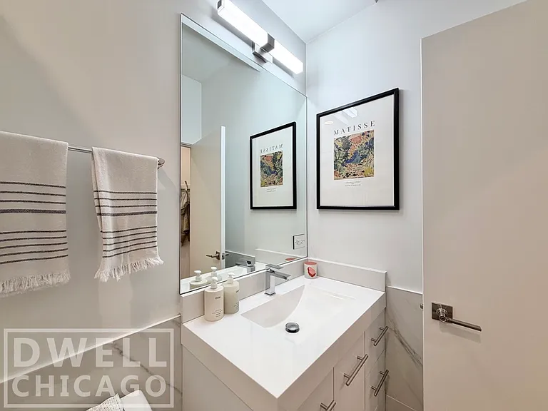 969 W 18th St #1 — Photo 25