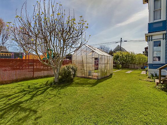 3rd image of 1403 E St #3