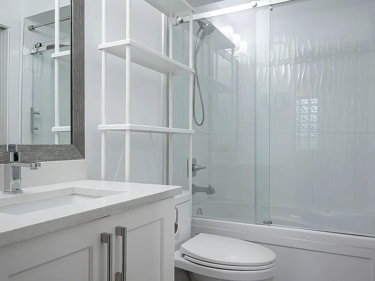 1990 Westminster Ave #205 — Photo 9