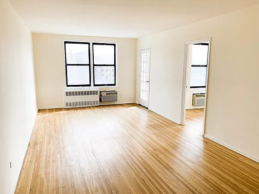 Rented by Showcase Realty | media 9