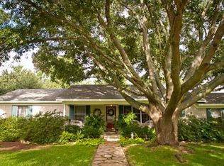 224 Helen Dr, Lindale, TX 75771