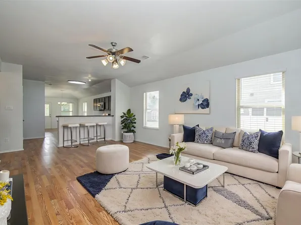 1634 Road 5102, Cleveland, TX 77327