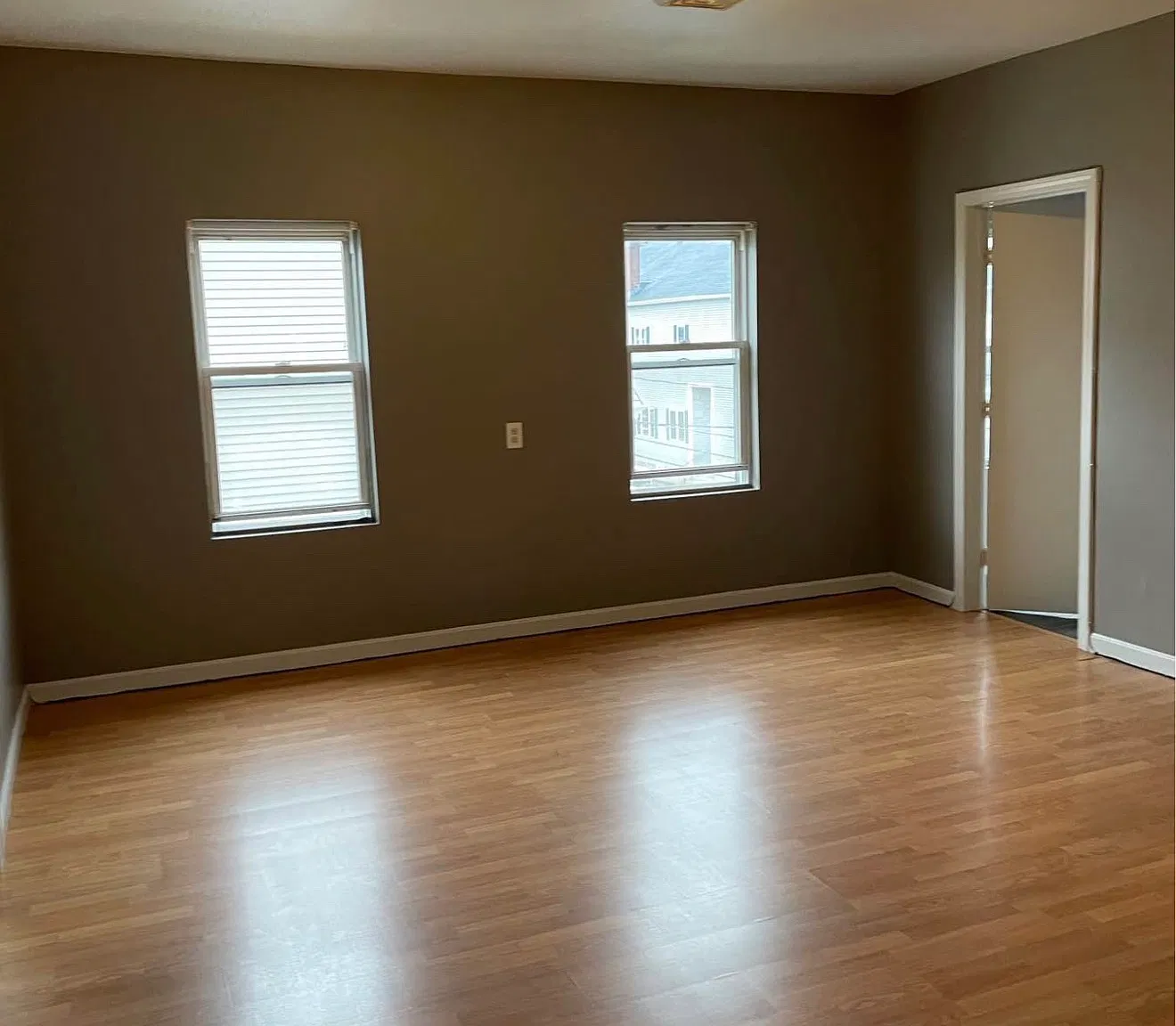 2 bed, 900 sqft, $1,400 — Photo 4