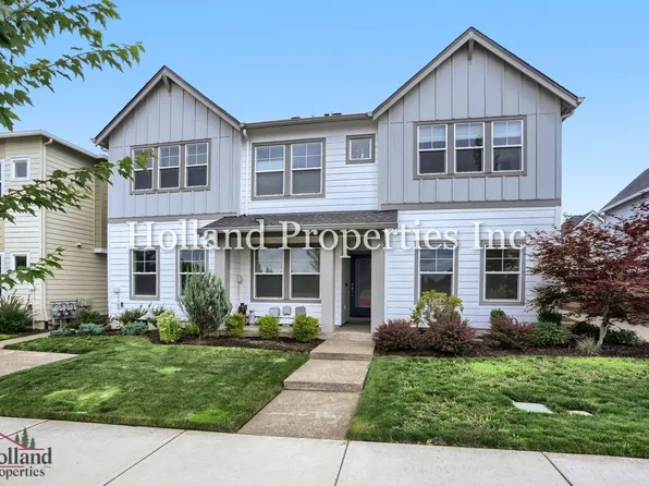6794 SE Crimson Ln, Hillsboro, OR 97123