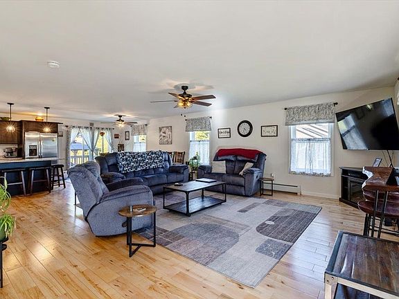 5th image of 79 Bushey Road