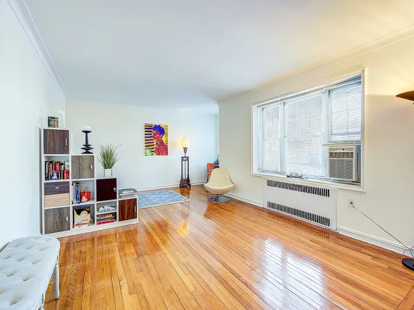 77-35 113th St APT 1H, Forest Hills, NY 11375