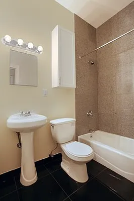 Rented by Compass | media 65