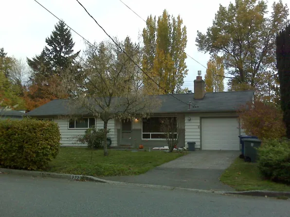 3723 136th Pl SE, Bellevue, WA 98006