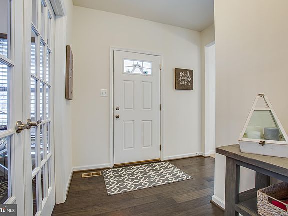 4th image of 9408 Bradoon Pl