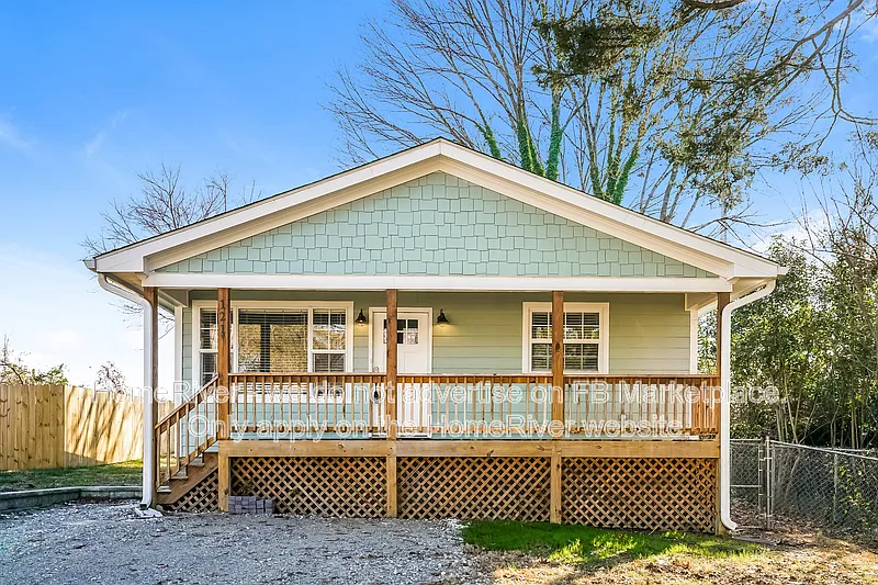 121 Gilbert Ave