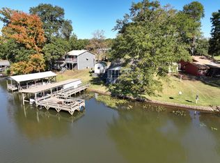 1068 Lakeside Dr, Fort Towson, OK 74735