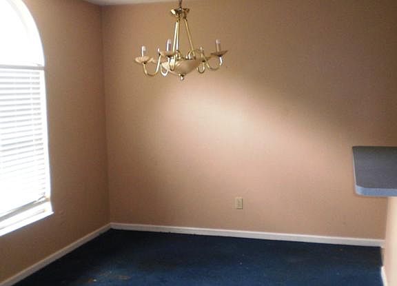 5th image of 4741 Fireside Dr W