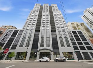 435 W Erie St APT 2105, Chicago, IL 60654