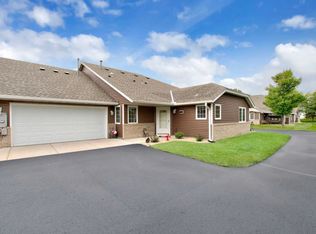 6269 Creekview Ln N, Brooklyn Park, MN 55443
