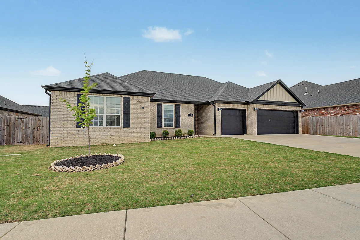 Building Photo - 431 Linda Ln